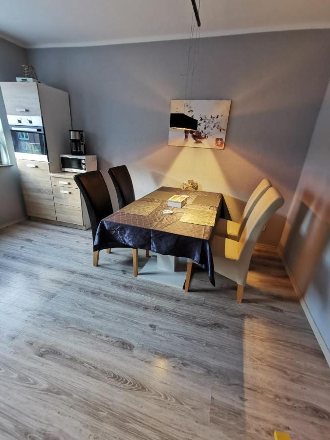 Liebevoll Eingerichtete Ferienwohnung - Zentrale Lage - Netflix & Paytv Βίλχελμσχαφεν Εξωτερικό φωτογραφία